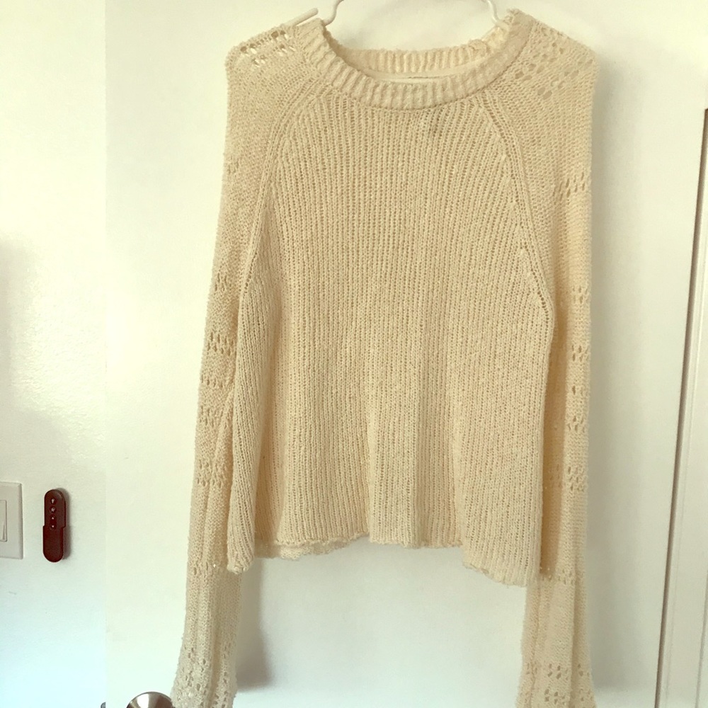 Billabong cream / white crochet sweater